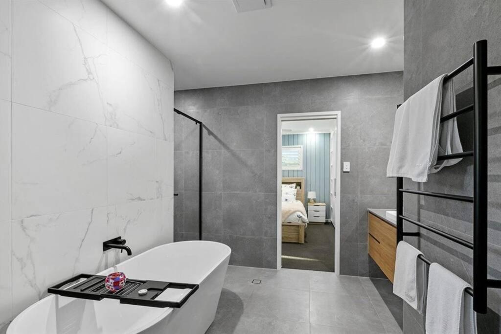 Beachside Buddina Luxury Family House 5 Bedrooms Exterior foto